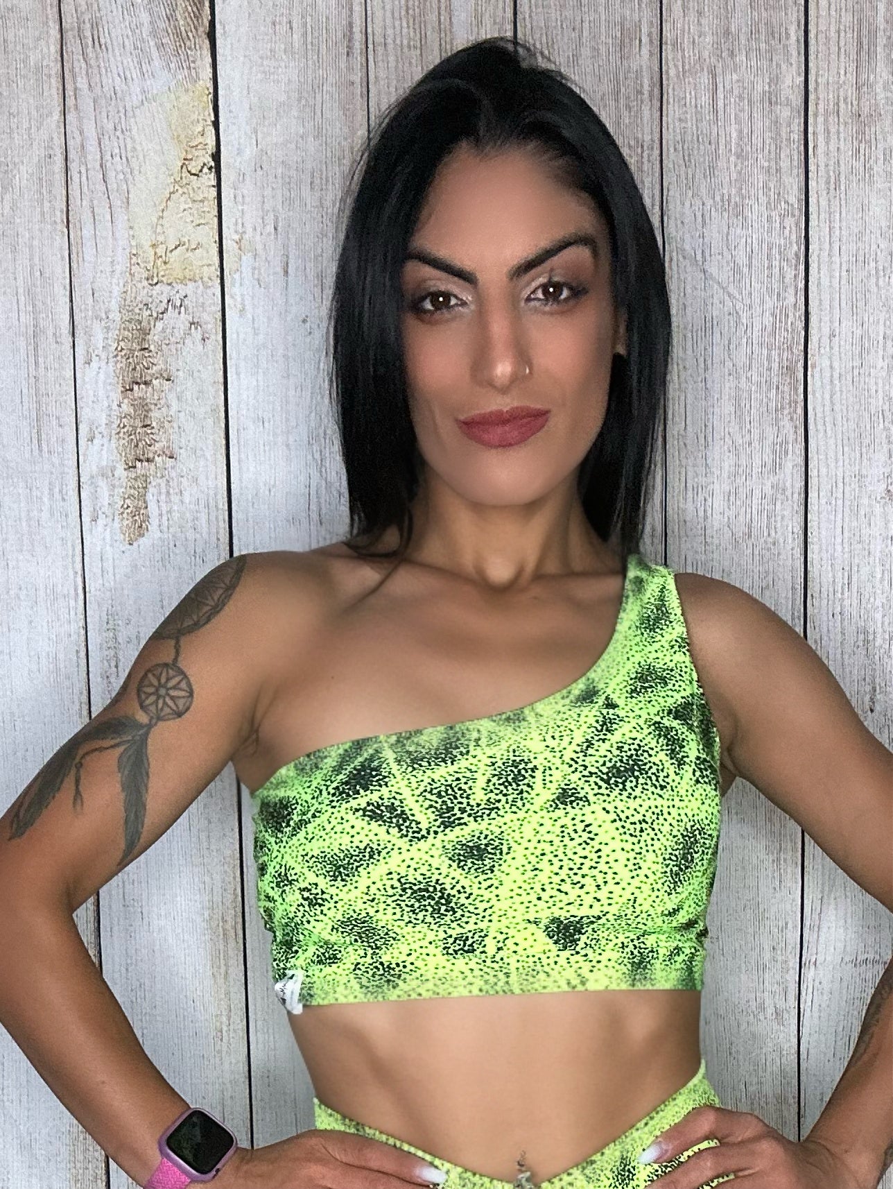 Lime One-sided cropped